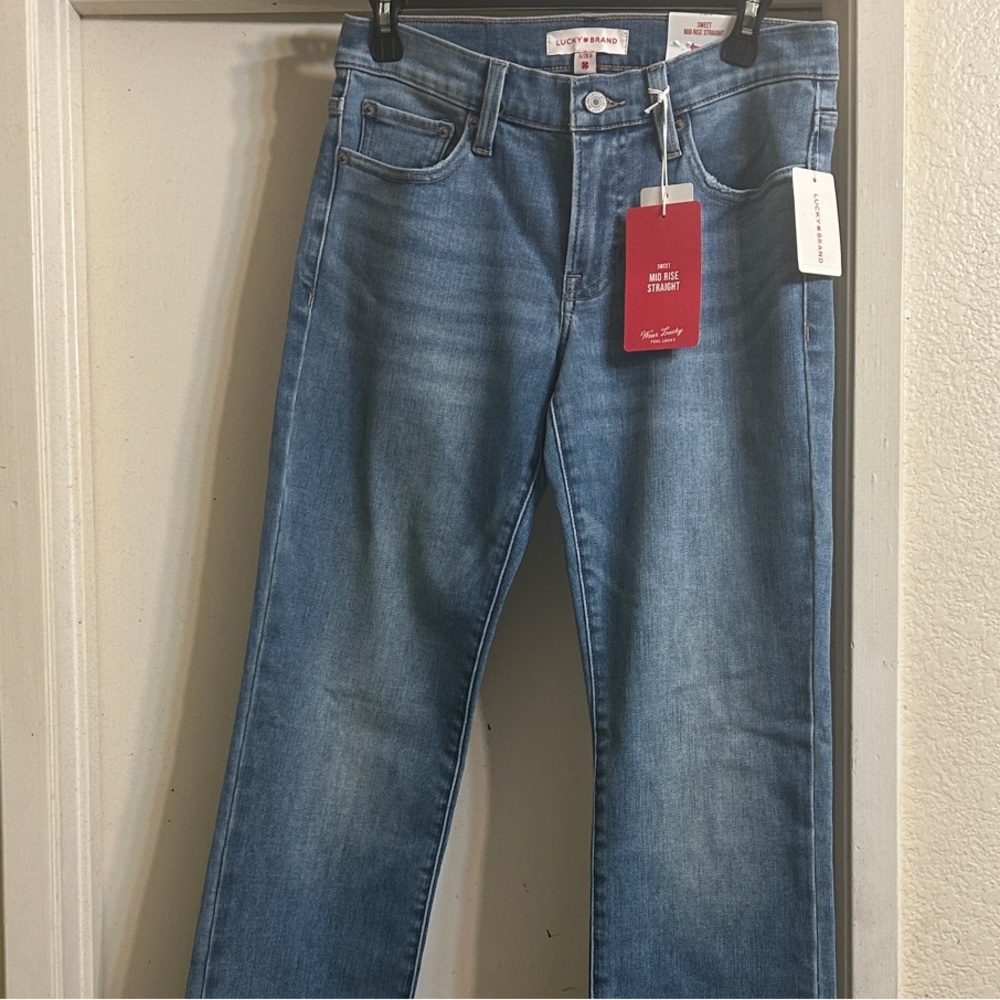 Lucky Brand Women's Light Blue Straight Leg Jeans